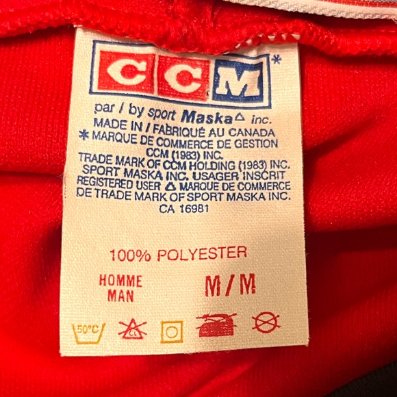 CCM - Men’s Medium -Chicago Blackhawks Jersey - 90’s Vintage- Blank -Red & White - Picture 13 of 13